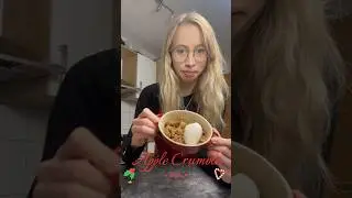 🎄T&uuml;rchen 4 - Veganer Apple Crumble 🌱 #pflanzlich #veganerezepte #weihnachten #veganbacken