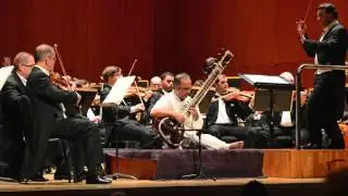 Shubhendra Rao performs Pandit Ravi Shankar's Sitar Concerto No 1 with Conductor Jordi Bernacer.