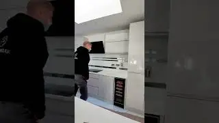 How to install kitchen splashback