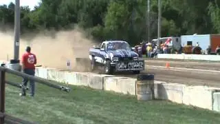 Ashippun: truck Pull