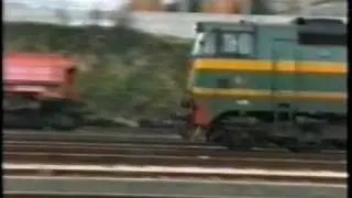 Movimiento de trenes en la Estación de Coruña San Cristobal Años 90. 2