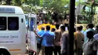 Reema Lagoo Body Taken For Last Rites | Indian Movie Archive