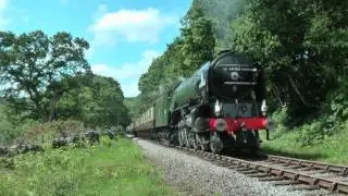 A1 60163 Tornado on the NYMR in BR Brunswick Green Pullman Diner Train