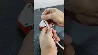 Olha que incr&iacute;vel! Como crimpar o conector da antena no cabo coaxial.