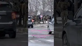 Breaking news: anti-ice protesters vs ice agents to disbanding ready in formation to use force 👀🥺