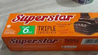 Wafer dengan 3 lapis coklat