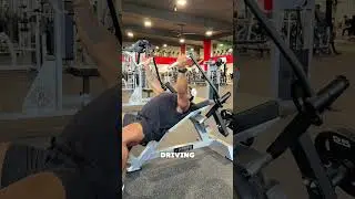 Machine Incline Chest Fly the RIGHT way🔥#chest #chestworkout #upperchest #chestfly #gymtips