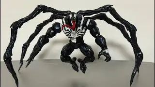 New Venom Marvel Rivals model Kit action figure Blokees in hand images by SpicyPsyDuck 
