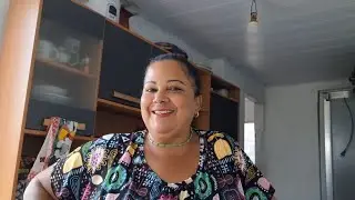 Voltei: preços de material escolar,  comprinhas de mercado