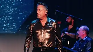NEIL FOREVER performing Shilo.