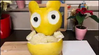 Պոմելոնը վերածվեց զվարճալի կերպարի 🍈😄 | Satisfying Fruit ArtTurning a Melon into a Cute Character