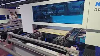 KDT door line with cross conveyor return