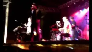 OmarSanchezOmi cantando Fue su Amor