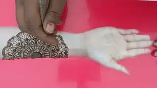 ब्यूटीफुल ब्राइडलमेहंदी