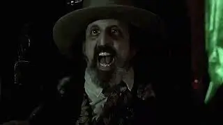 Batman Returns (1992) Chaos in Gotham