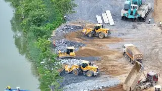 Wow Excellent Techniques Operator Wheel Loader And Bulldozer  Spreading Gravel Rock
