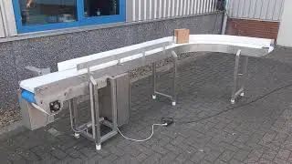 schakelband bochtband op wielen in snelheid regelbaar.