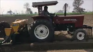 Corn Seeder Agritech Maki wali Machine ,Tractor 55-56 New Holland