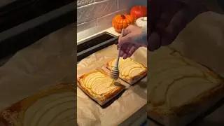 Autumn recipes🍁🎃#puffpastryrecipe #puffpastry #easyrecipe #apple  #bakingrecipes #asmrcooking
