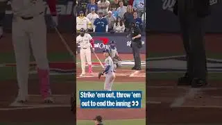 &laquo;Доджерс&raquo; получают два аута за один бросок в седьмой игре #WorldSeries! 👀