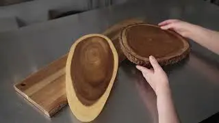 Acacia Serving Boards with Bark Edges - Restaurantware