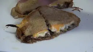Gourmet Grilled Cheese Recipes You Need to Try 🍔 | Pulled Pork & Avocado Edition #foodshorts #food