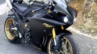 Yamaha r1 2010