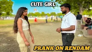 Cute Girl With Rendam Prank !! ❤️💗