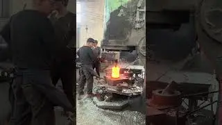 Make in China Forging in Fire and Summer Sun #process #machine #forging #factory #blacksmith
