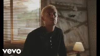Hens - Temporada 3, Episodio 1