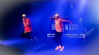 BLISS N ESO - FAMILY AFFAIR live [Brisbane Dec 2025] Dark Side of the Moon tour @blissnesoTV 