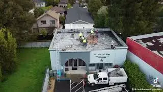 #workin&nbsp;#roofing&nbsp;#flatroof&nbsp;#mulehide&nbsp;#torchdown&nbsp;#modifiedbitumin&nbsp;#commercialroofing