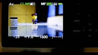 Pentax K-01 by Marc Newson Peaking test