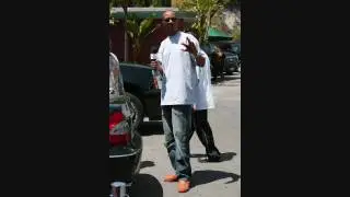 DJ Pooh at Mel's Driven Sunset Blvd - 050208 - PapaBrazzi Report