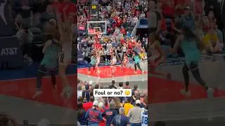 Did the refs get it right? 🤔 #lexiehull #sabrinaionescu #wnba #womenshoops