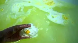 Бомба для ванны Lush Йог-Ног