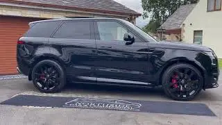 Range Rover sport 3.0 D300 Dynamic SE Auto side steps, mud flaps, ambient Lighting,sliding pan roof￼