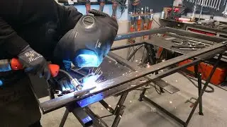 Few people know how to make steel door panel without bending machine | Welding tips and tricks
