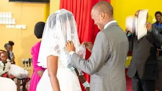 Our wedding Song//APATAYE MKE //THE NAIKA'S {Official Video}