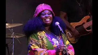 Tank and the Bangas - No ID (live at WTMD)