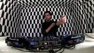 Voltaire [MIA MAO live] DJ set | Techno