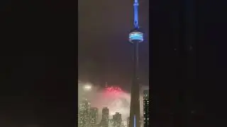 Toronto CN Tower fireworks 🎆🎇🇨🇦😲 #subscribe #canadian #torontocanada #canada