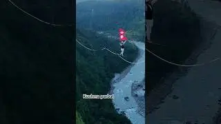 🚨 &ldquo;One slip&hellip;game finish. 😱😱 world&rsquo;s most dangerous walk on rope above kaligandaki river kushma. 🇳🇵💥&rdquo;