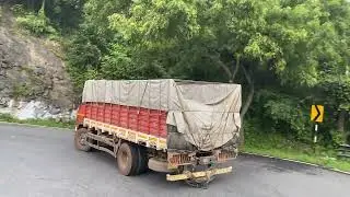 Dhimbam Ghat Road Eicher Vehicle Turning Hairpin Bend 