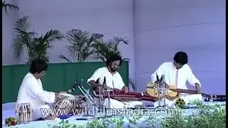 Pandit Vishwa Mohan Bhatt and Salil Bhatt perform Prabhat Raag, New Delhi