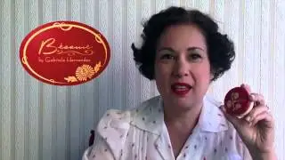 Besame Cosmatural Lipsticks Brightening Violet Powder)