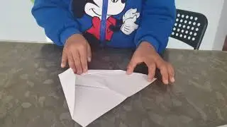 How to fold Blue Baron Paperairplane