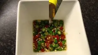 Rawit pepers in vissaus