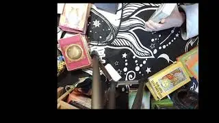 FREE 5 MINUTE MINI READINGS, INFORMATION IS IN THIS VIDEO AND BOX BELOW.