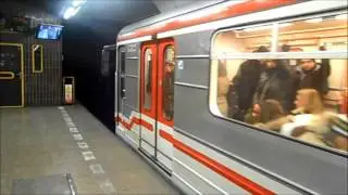 Metro Prag / Praha - Station Florenc Linka B